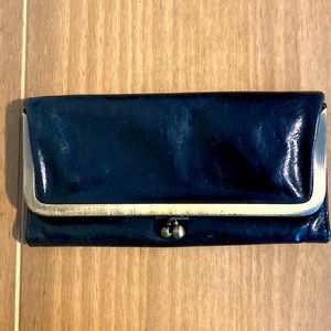 Hobo International Clutch